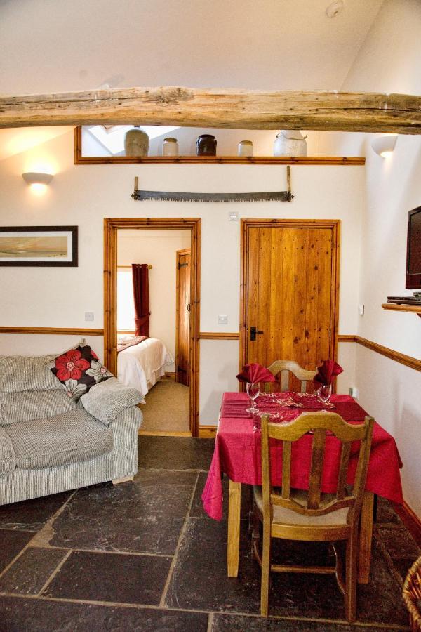 Ferienwohnung Old Bakehouse Holmrook Exterior foto